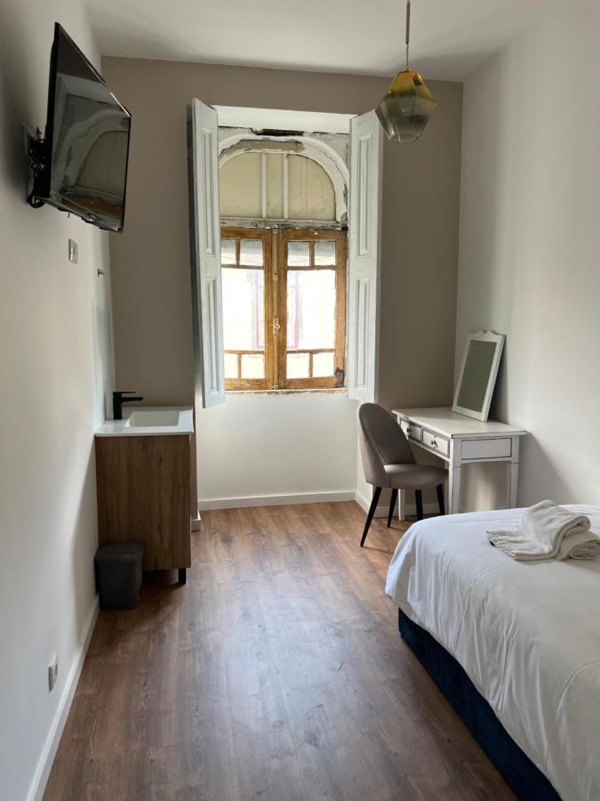 A Portuguesa Guest House Porto Buitenkant foto