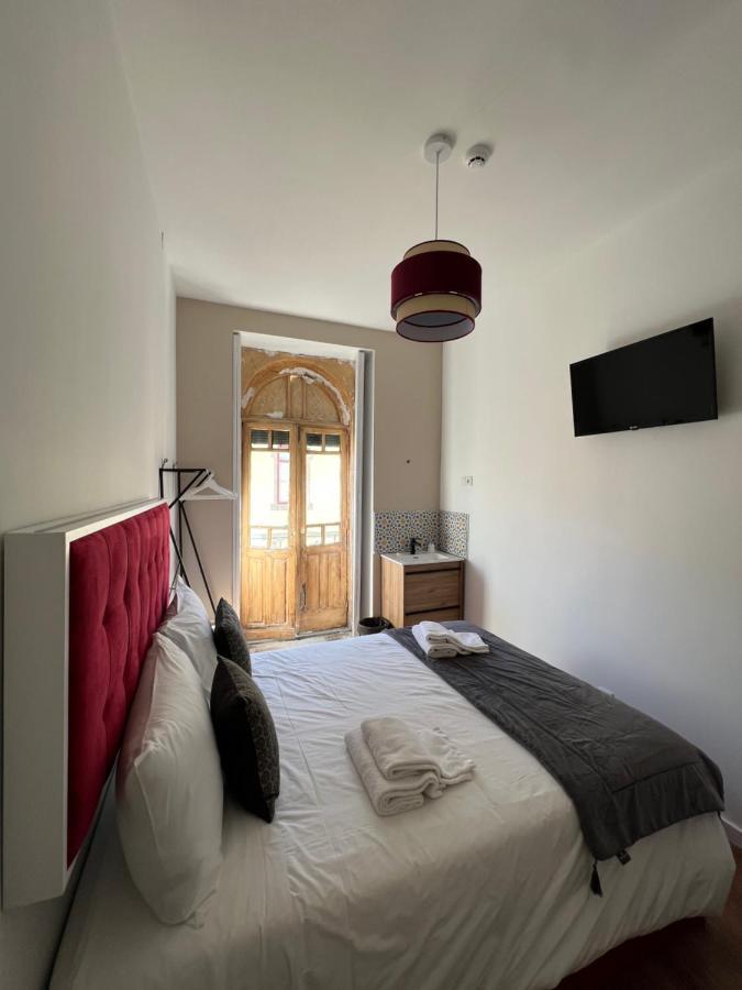 A Portuguesa Guest House Porto Buitenkant foto